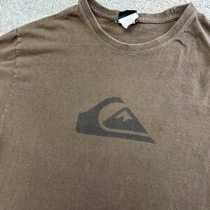 Vintage Quicksilver Shirt Mens Small Brown Spell Out Graphic Tee Y2K Skater Surf